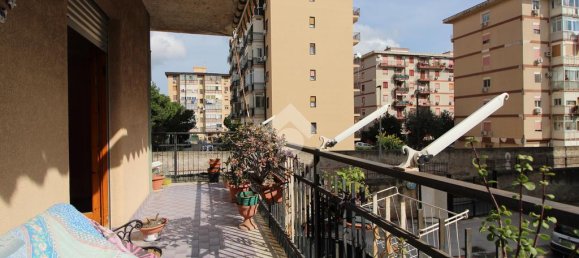 2 bedrooms Apartment in Palermo, Italy No. 114998 3