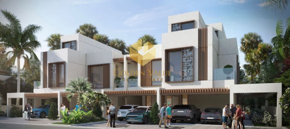 5 bedrooms Villa in Dubai, UAE No. 5716 3