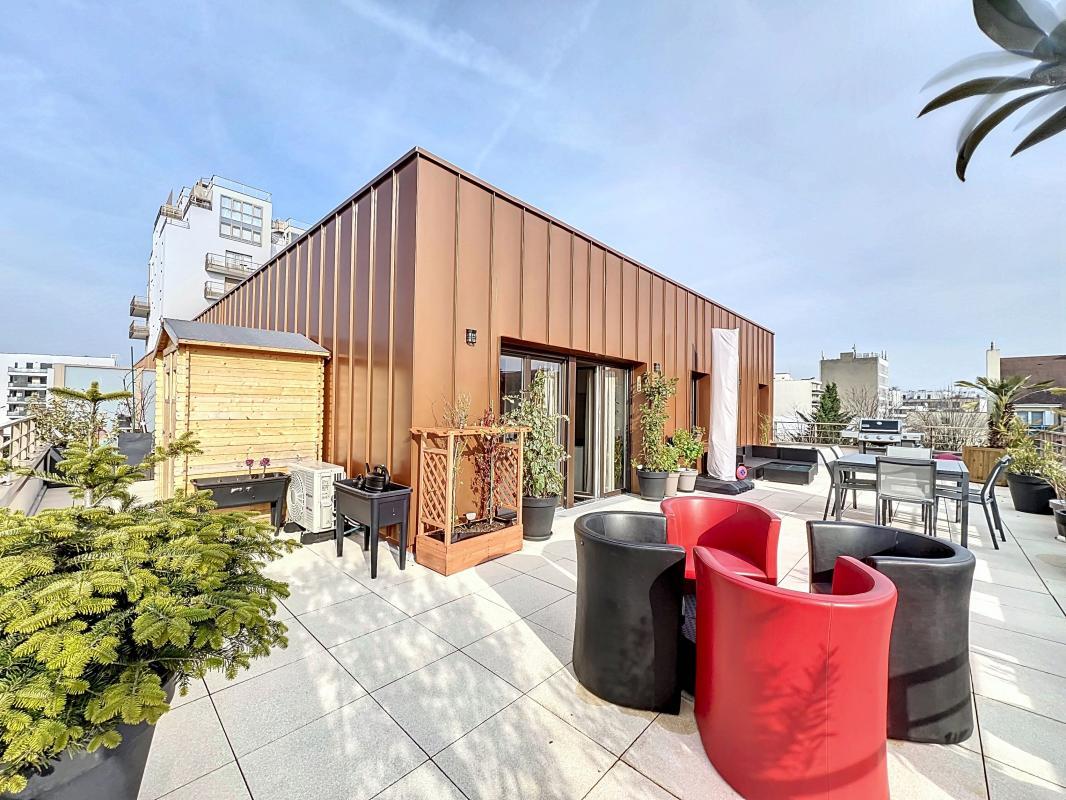 3 bedrooms Apartment in Rueil-Malmaison, France No. 141736