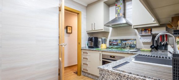 Apartamento de 3 dormitorios en Torrevieja, Spain No. 191252 34