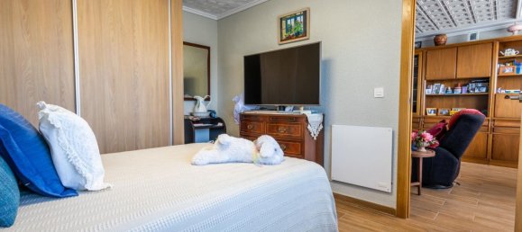 Apartamento de 3 dormitorios en Torrevieja, Spain No. 191252 13