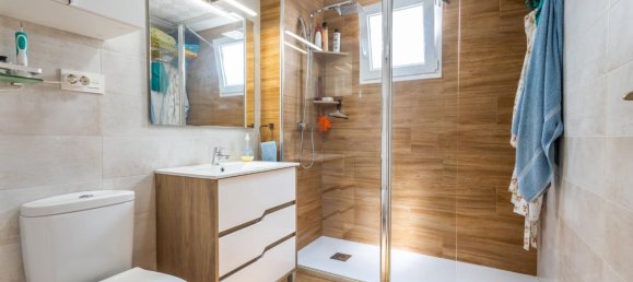 Apartamento de 3 dormitorios en Torrevieja, Spain No. 191252 41