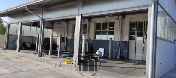 Склад 288м² в Порденоне, Италия № 86367 7