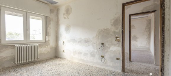 6 Schlafzimmer Wohnung in Ancona, Italy, Nr. 372353 4