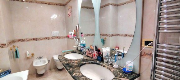 5 rooms Apartment in Trento, Italy No. 282149 17