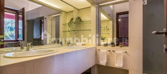 12 Schlafzimmer Villa in Quartu Sant'Elena, Italy, Nr. 41275 36