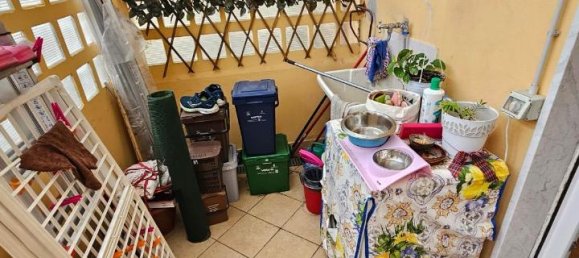 Квартира с 4 комнатами в Каррара, Италия № 152382 5