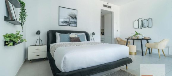 Studio in Business Bay, UAE No. 31467 3