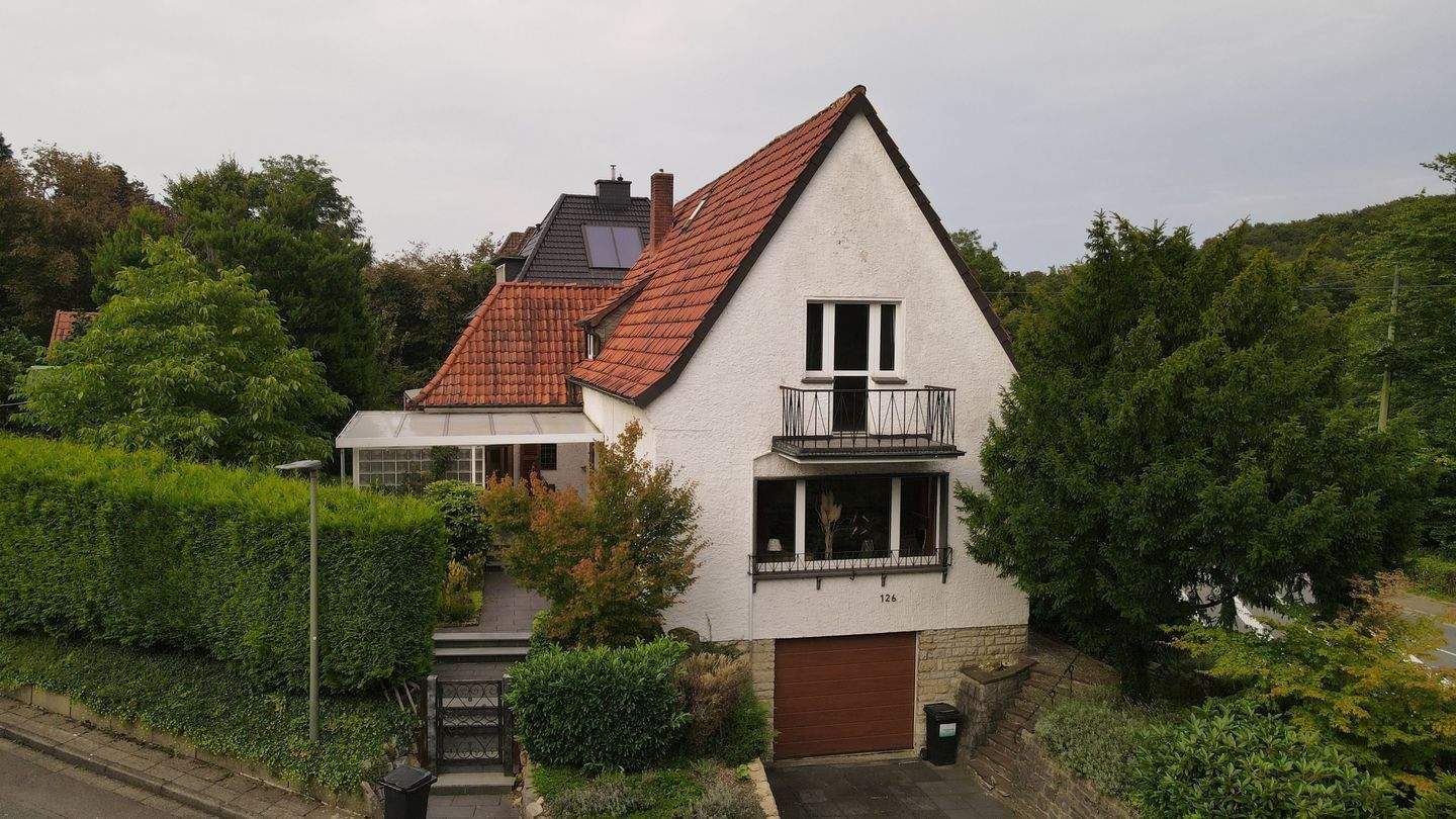 Casa de 6 habitaciónes en Bielefeld, Germany No. 366123