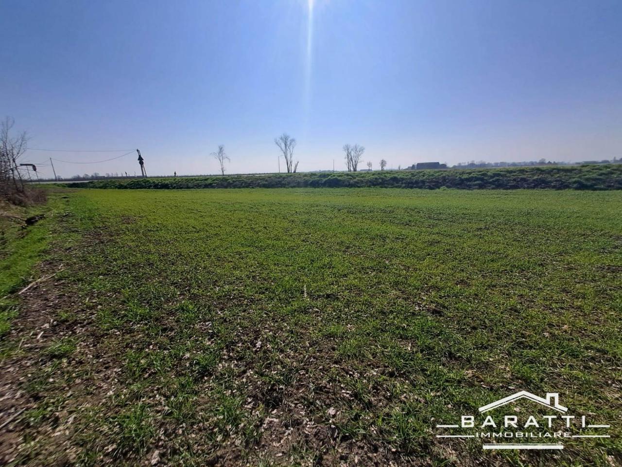 12200m² Land in Poggio Rusco, Italy No. 120801