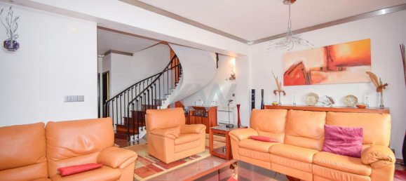 4 bedrooms House in Cascais, Portugal No. 131367 18