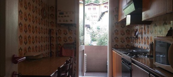 Квартира с 3 комнатами в Сульцано, Италия № 323719 7