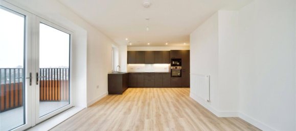 3 bedrooms Apartment in The Hyde, United Kingdom No. 11666 3