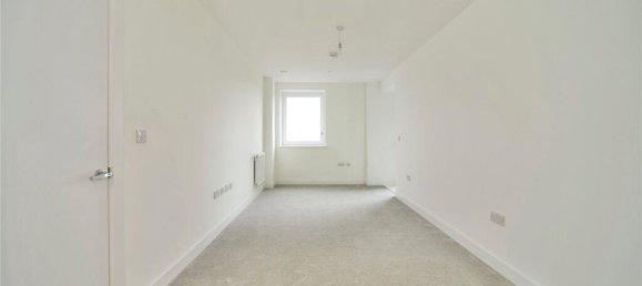 3 bedrooms Apartment in The Hyde, United Kingdom No. 11666 17