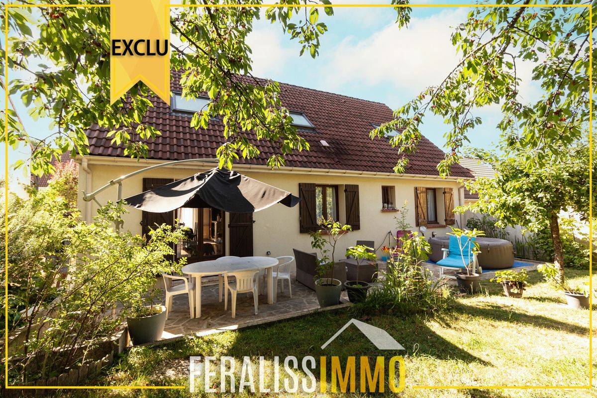 Casa de 5 dormitorios en Jouy-le-Moutier, France No. 138922