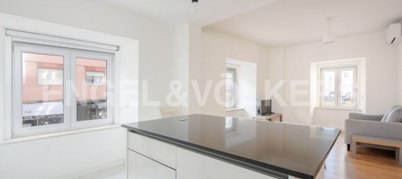 4 bedrooms Apartment in Lisbon, Portugal No. 12413 4