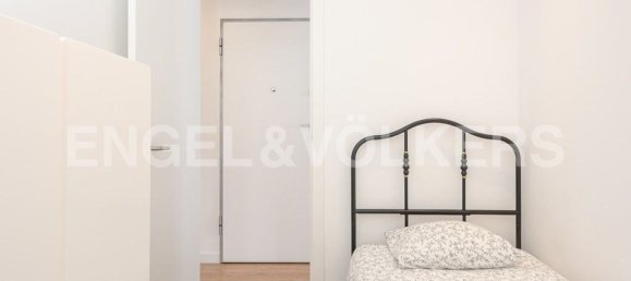 4 bedrooms Apartment in Lisbon, Portugal No. 12413 16