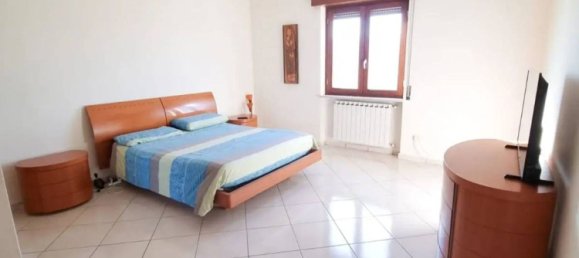 Apartamento de 5 habitaciónes en Pontecorvo, Italy No. 16566 16