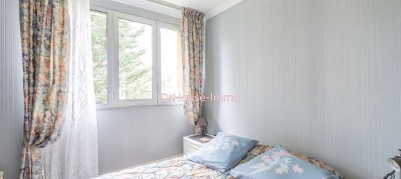 Apartamento de 2 dormitorios en La Celle-Saint-Cloud, France No. 144590 12