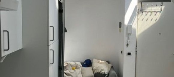 1 bedroom Apartment in Milan, Italy No. 358040 5