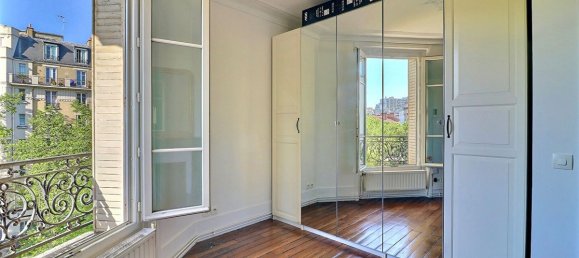 3 Schlafzimmer Doppelhaus in Paris, France, Nr. 182628 24