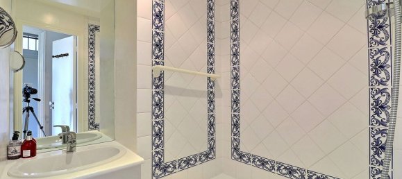 3 Schlafzimmer Doppelhaus in Paris, France, Nr. 182628 26