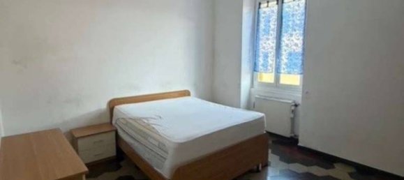 2 bedrooms Apartment in Genoa, Italy No. 270603 3