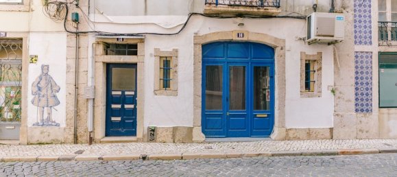 70m² Commercial property in Lisbon, Portugal No. 91658 7