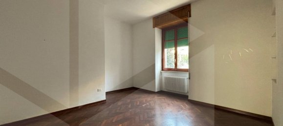 5 rooms Commercial property in Foggia, Italy No. 21317 19