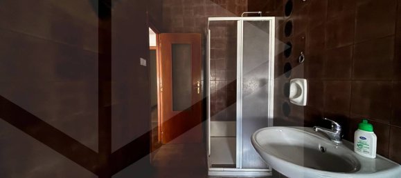 5 rooms Commercial property in Foggia, Italy No. 21317 15