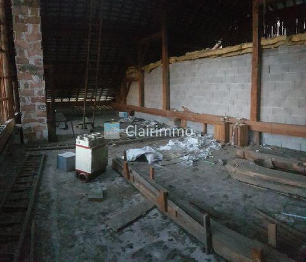 Loja T2 em Ugine, France N.º 20143