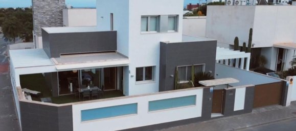 3 bedrooms House in Mil Palmeras, Spain No. 28384 15