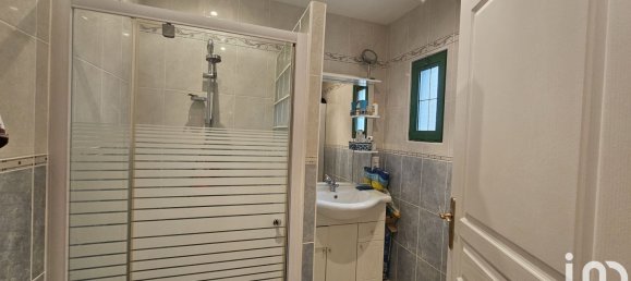 5 bedrooms House in Saint-Helen, France No. 203718 7