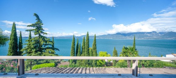 4 bedrooms Villa in Torri del Benaco, Italy No. 60384 20