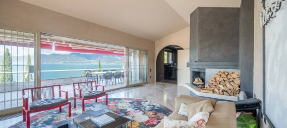 4 bedrooms Villa in Torri del Benaco, Italy No. 60384 13