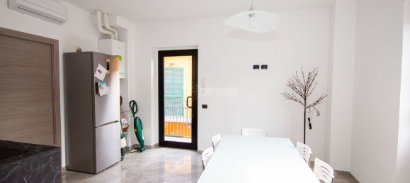 3-salle Appartement à Cologno Monzese, Italy No. 268883 3