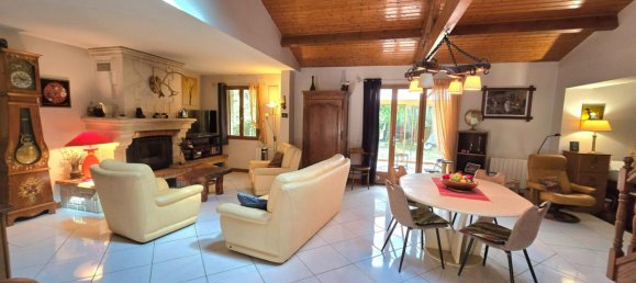 3 bedrooms House in Dordogne, France No. 298597 6