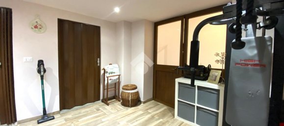 10 rooms House in Vaiano, Italy No. 118947 4