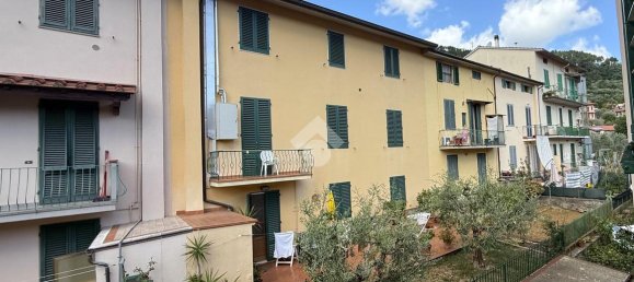 10 rooms House in Vaiano, Italy No. 118947 35