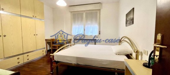 5 rooms Apartment in Carpi, Italy No. 33946 97