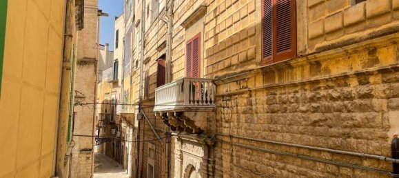 5 rooms Building in Corato, Italy No. 83628 4