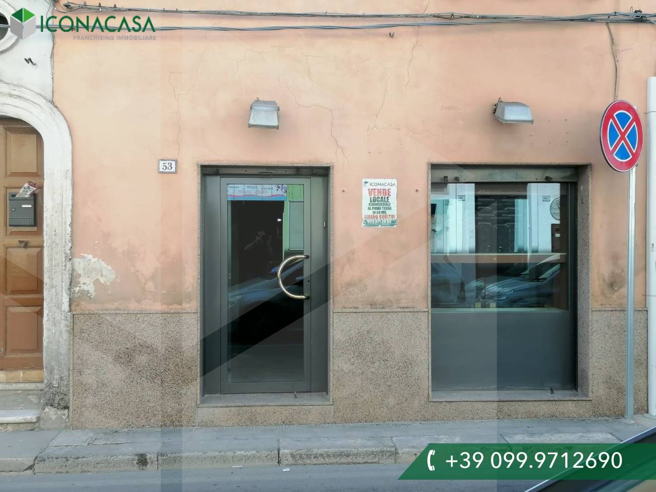 1 room Commercial property in Sava, Italy No. 18788