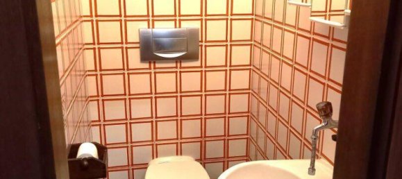 13 rooms House in Hollabrunn, Austria No. 174258 2