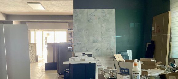 102m² Commercial property in Roseto Capo Spulico, Italy No. 304349 7