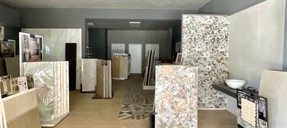 102m² Commercial property in Roseto Capo Spulico, Italy No. 304349 13