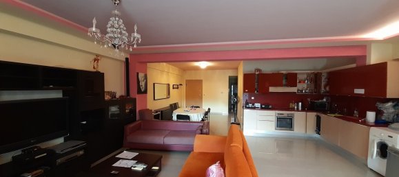 3 bedrooms Apartment in Thessaloniki, Greece No. 3402 2