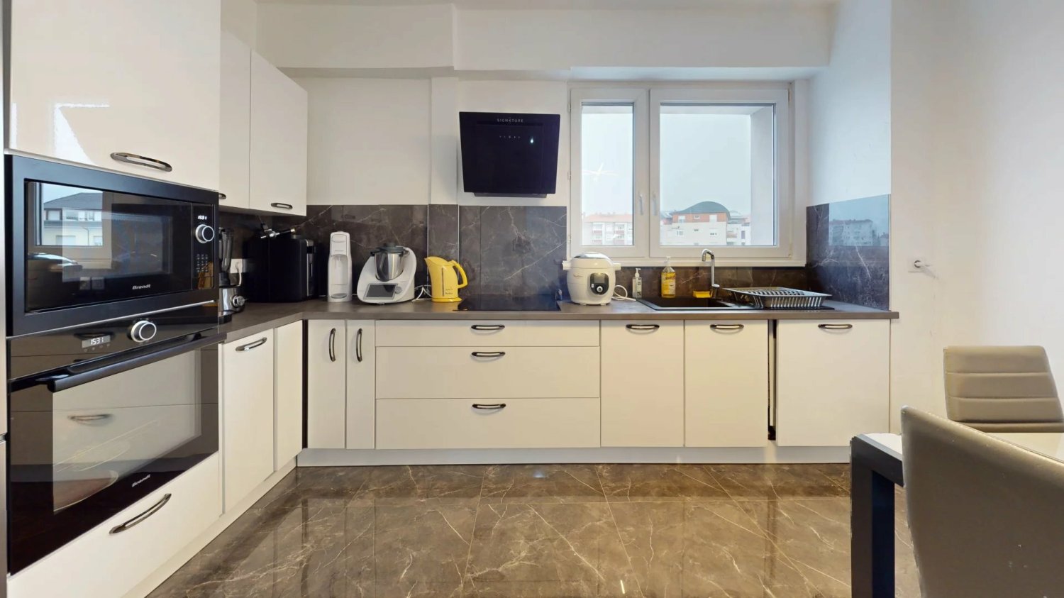 3 Schlafzimmer Wohnung in Strasbourg, France, Nr. 49445