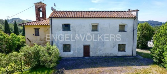 Villa de 5 dormitorios en Capannori, Italy No. 51258 37
