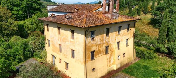 Villa de 5 dormitorios en Capannori, Italy No. 51258 39