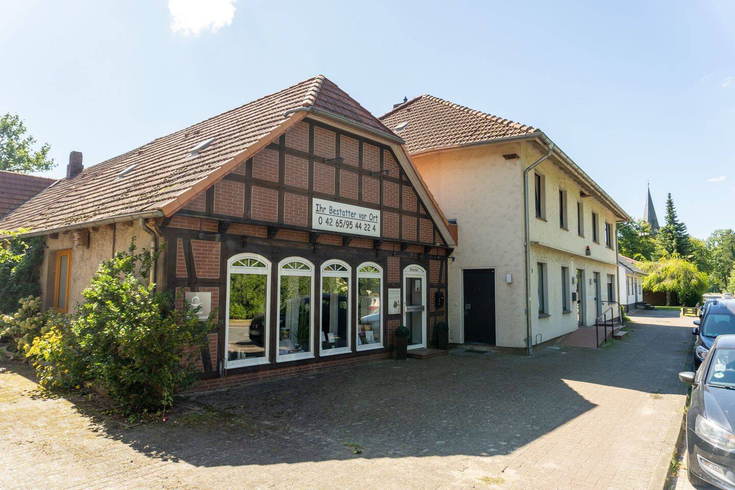 7 rooms Building in Rotenburg, Germany No. 269282